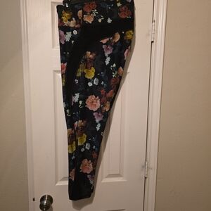 Torrid Black And Floral Athletic Leggings